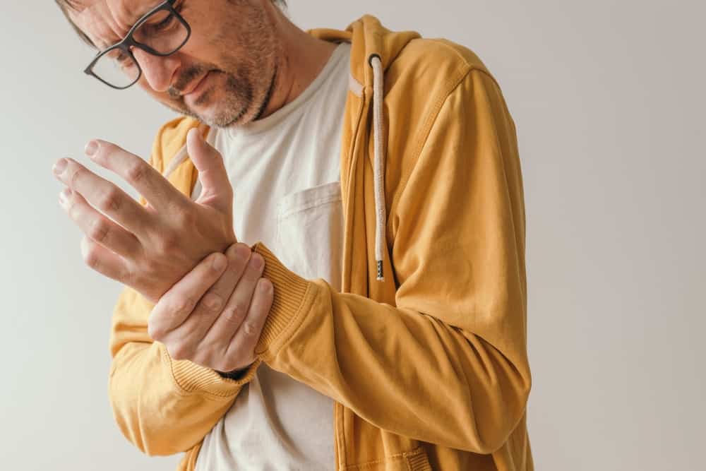 Carpal Boss Symptoms, Causes, Diagnosis, and Treatment